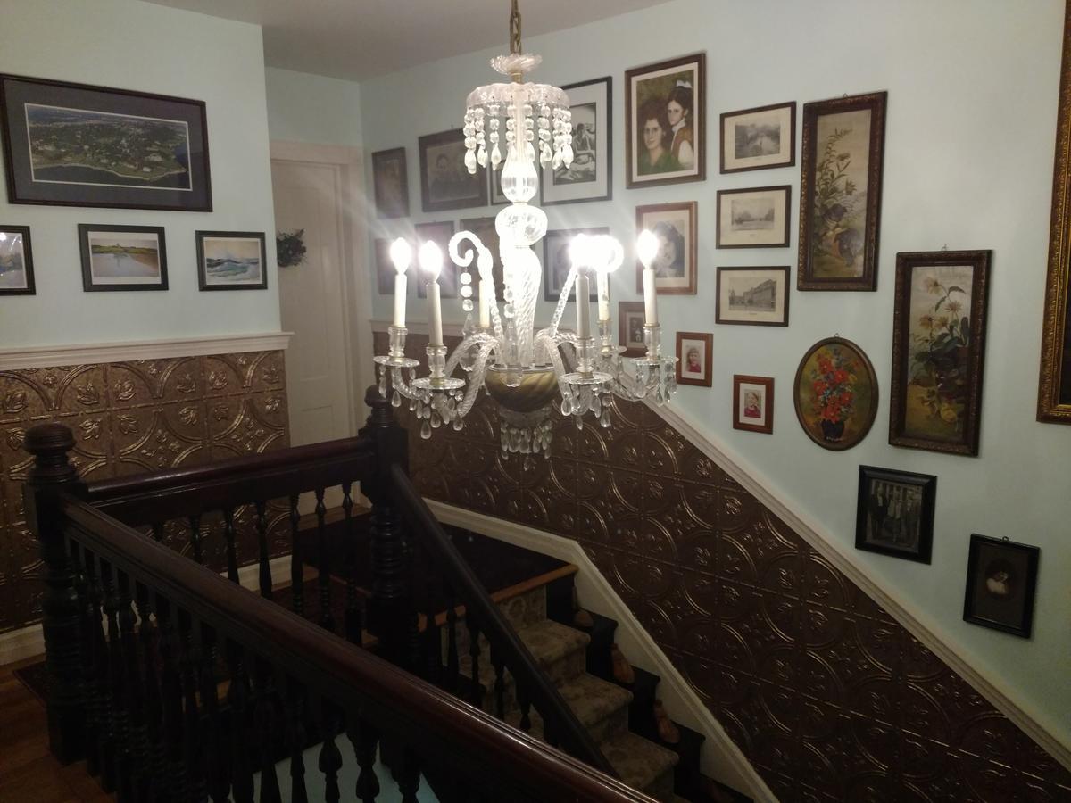 Armistead Cottage Bed & Breakfast Newport Exterior photo